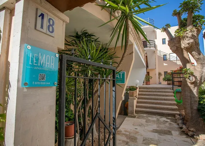 Apartamentos Lemar